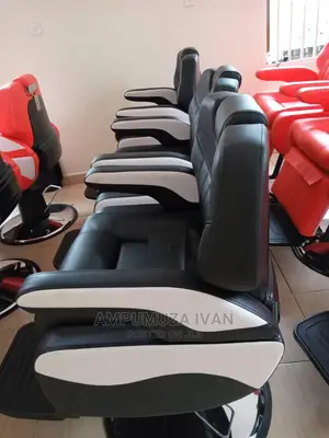 Barber Chairs HH