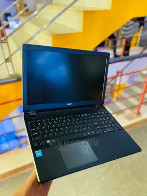 Laptop Acer Aspire 1400 4GB Intel Celeron HDD 500GB