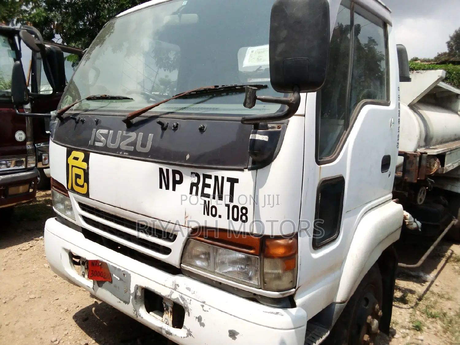 Isuzu Truck