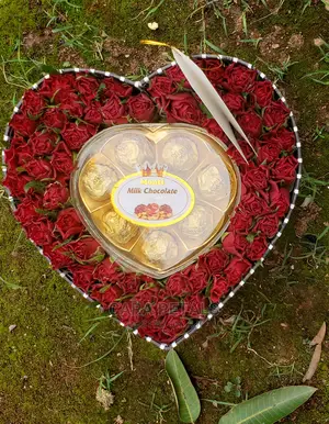 Heart Shaped Gift Hamper