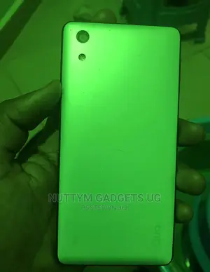 Kyocera Basio 3 KYV43 32 GB Green