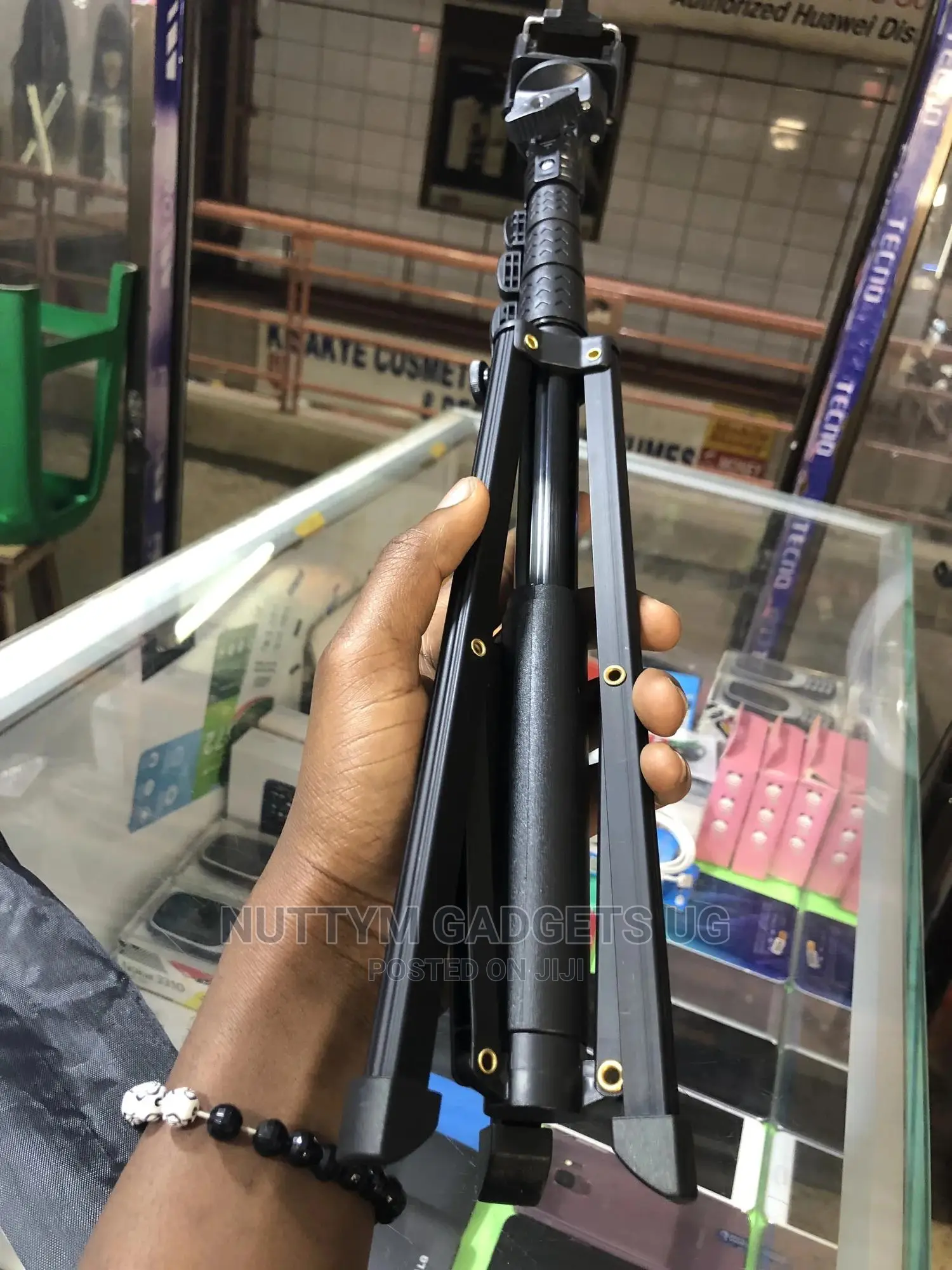 Yunteng Tripod Stand