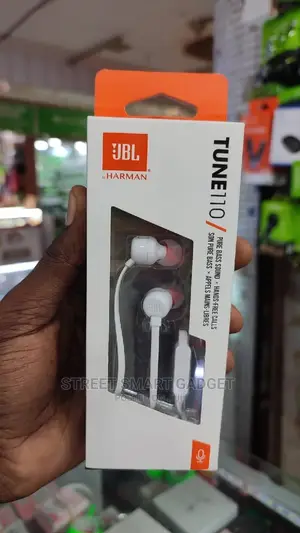 Tune 110 Earphones