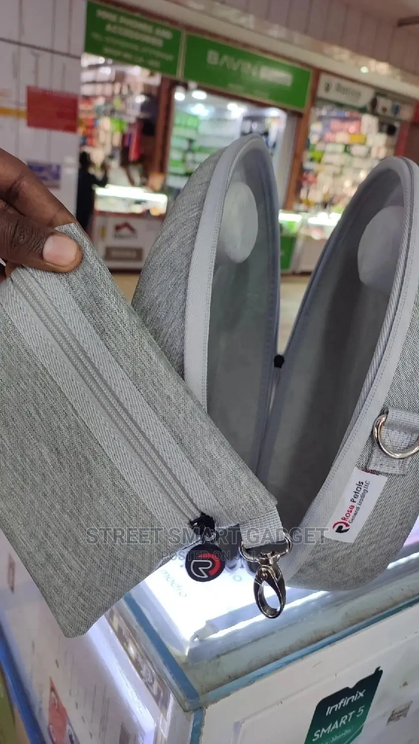 Studio 6 Harman Kardon Carrying Bags