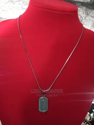 Necklaces Available for Both Unisex