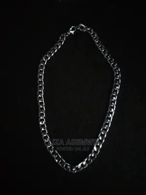 Men's Chains/Necklaces Available