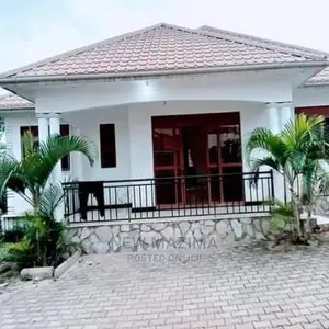 3bdrm House in Namugongo Kiwango, Division B for Sale