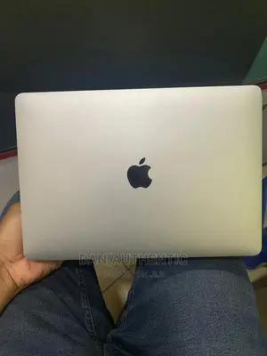 Laptop Apple MacBook 2019 8GB Intel Core I5 SSD 256GB