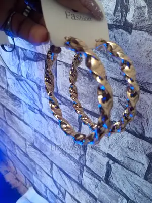 Round Danglars Available