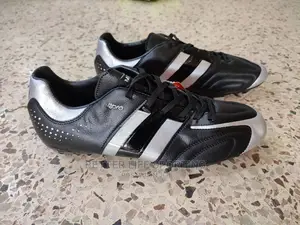 Football Boots Meng 12 Pro 