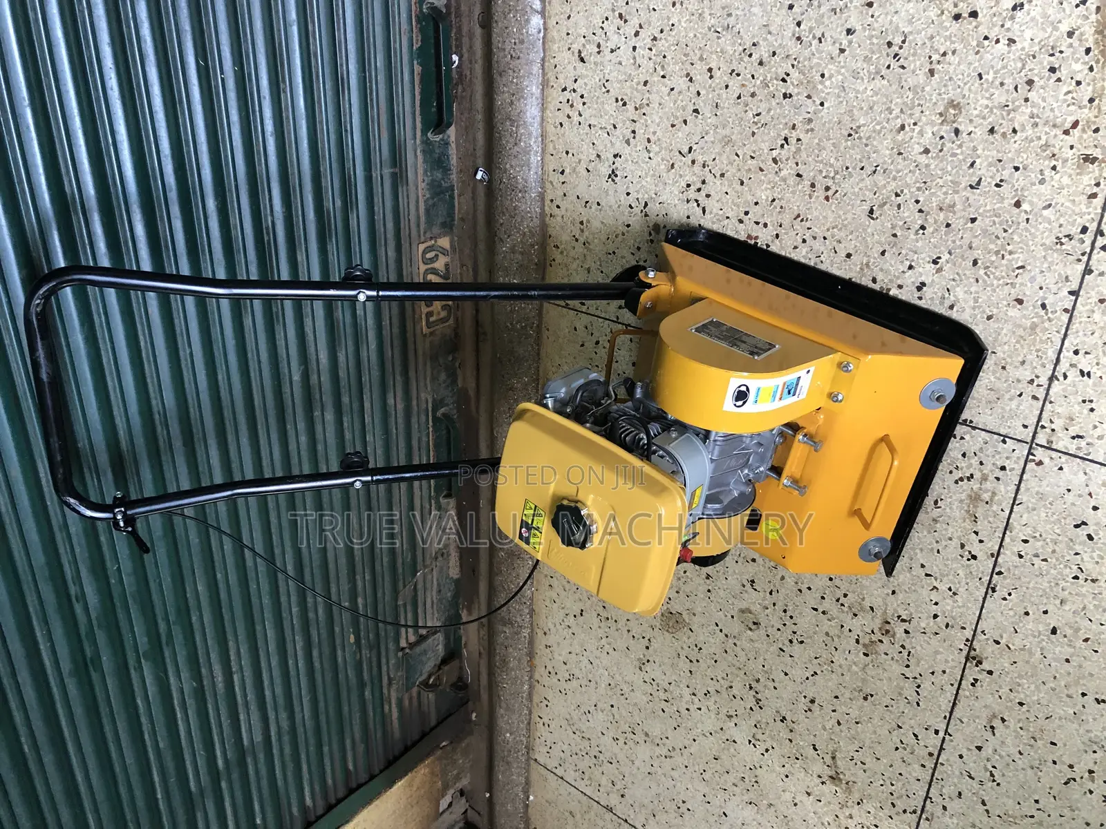 Plate Compactor C90 Robbin
