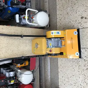 Plate Compactor C90 Robbin