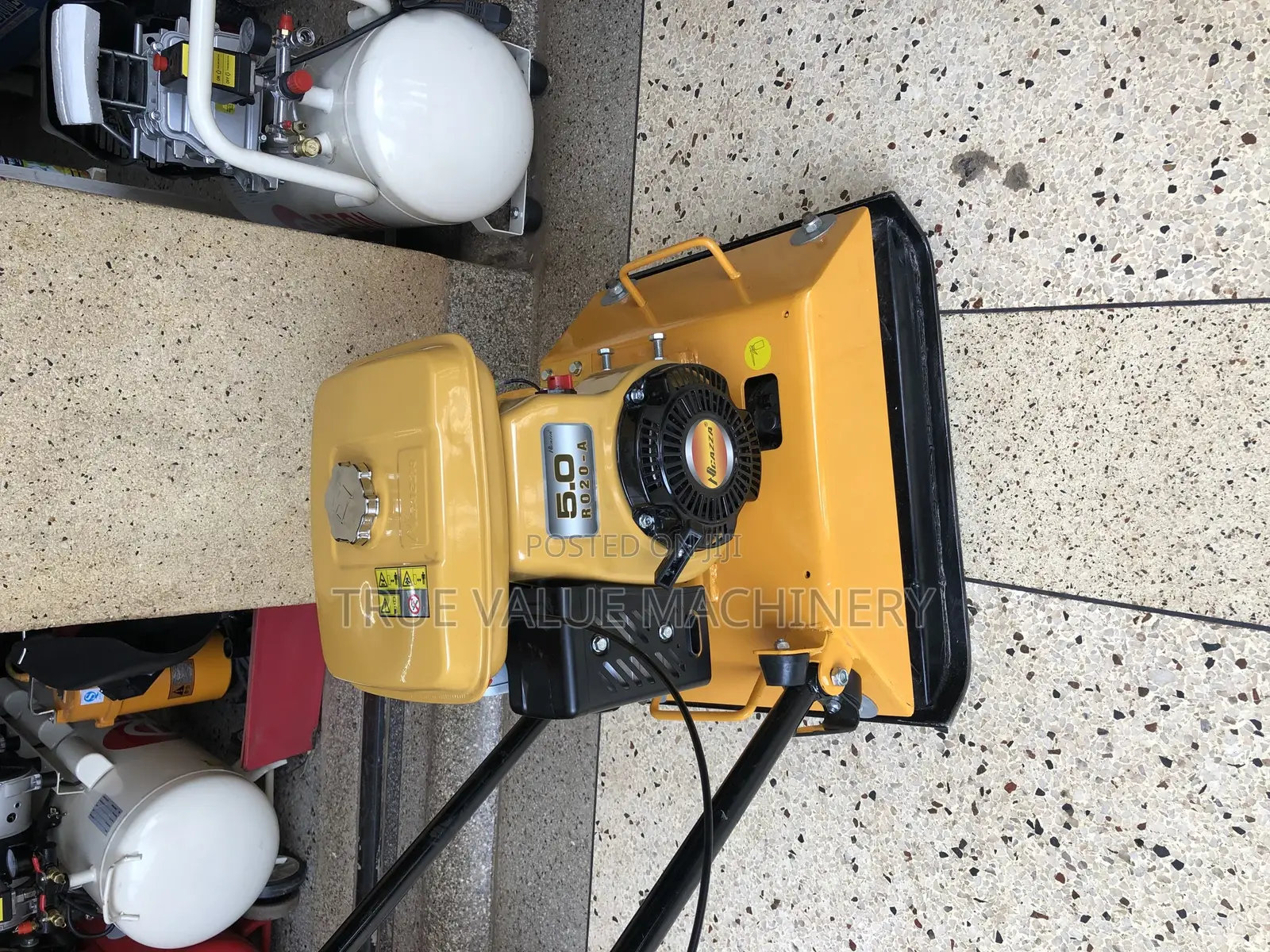 Plate Compactor C90 Robbin