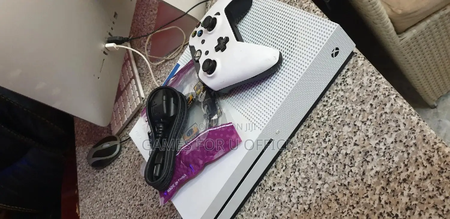 UK Used Xbox One-S Console