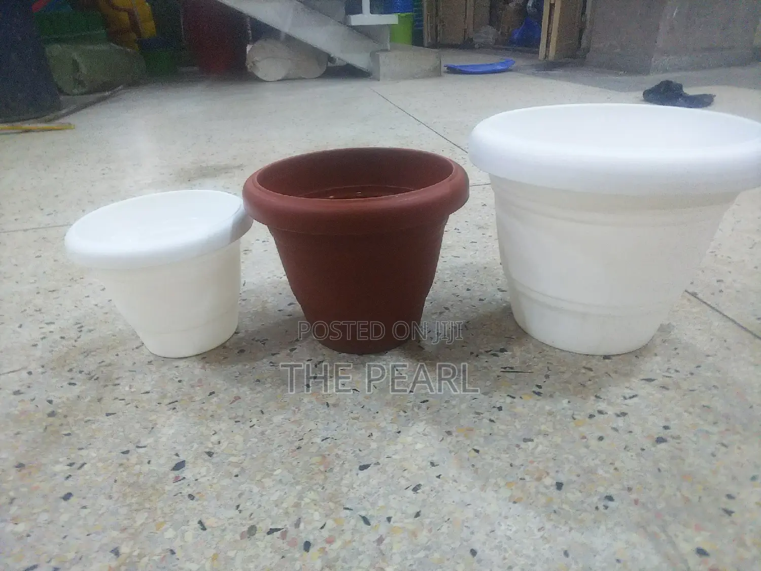 Small Plastic Flower Pots