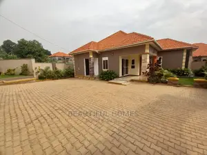 Furnished 4bdrm Bungalow in Posh Neighborhood, Kira for Sale
