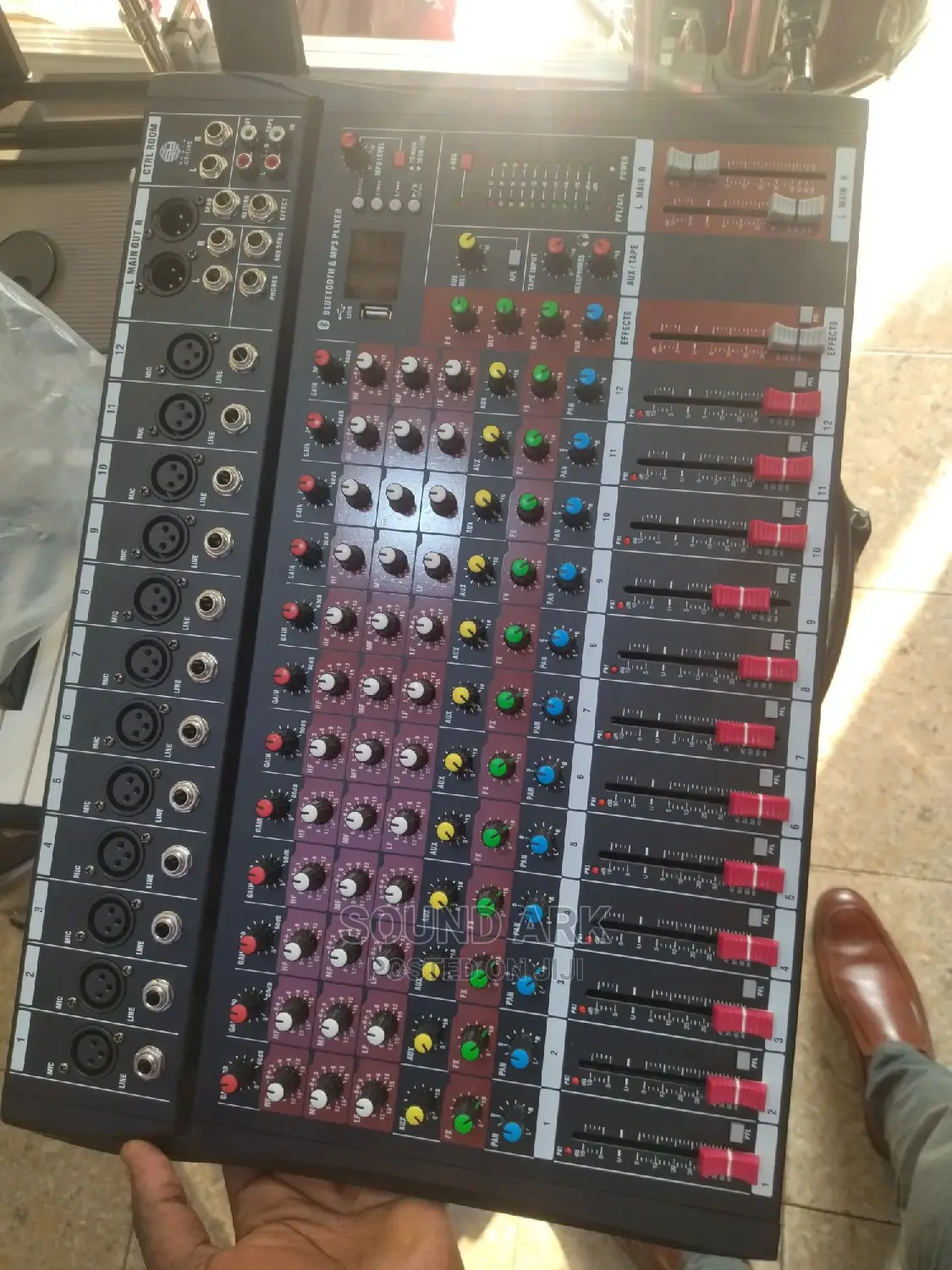 Live Console Mixer
