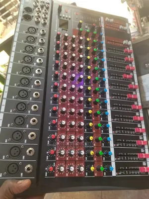 Live Console Mixer