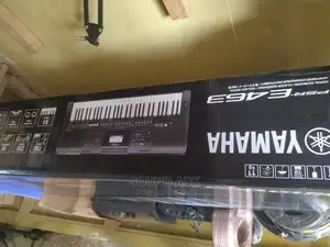 Keyboard Psr E463