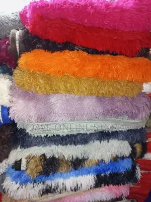 Area Rugs (Carpets)