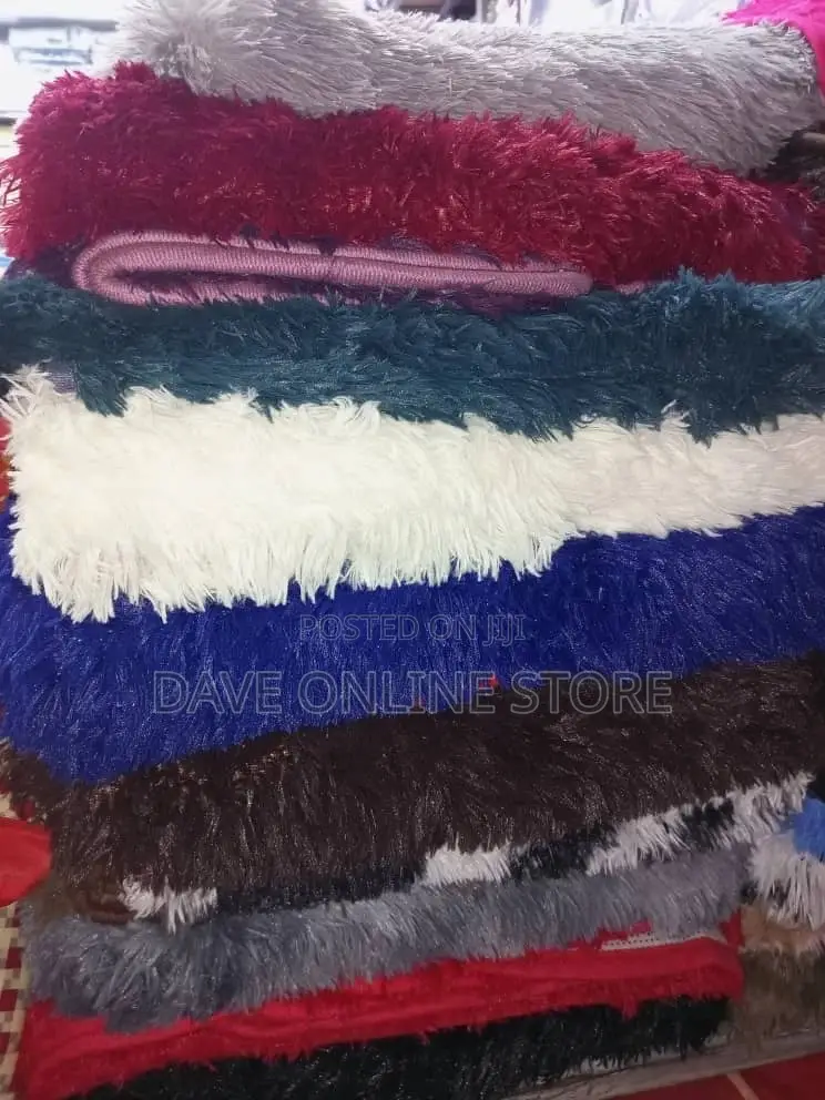 Area Rugs (Carpets)