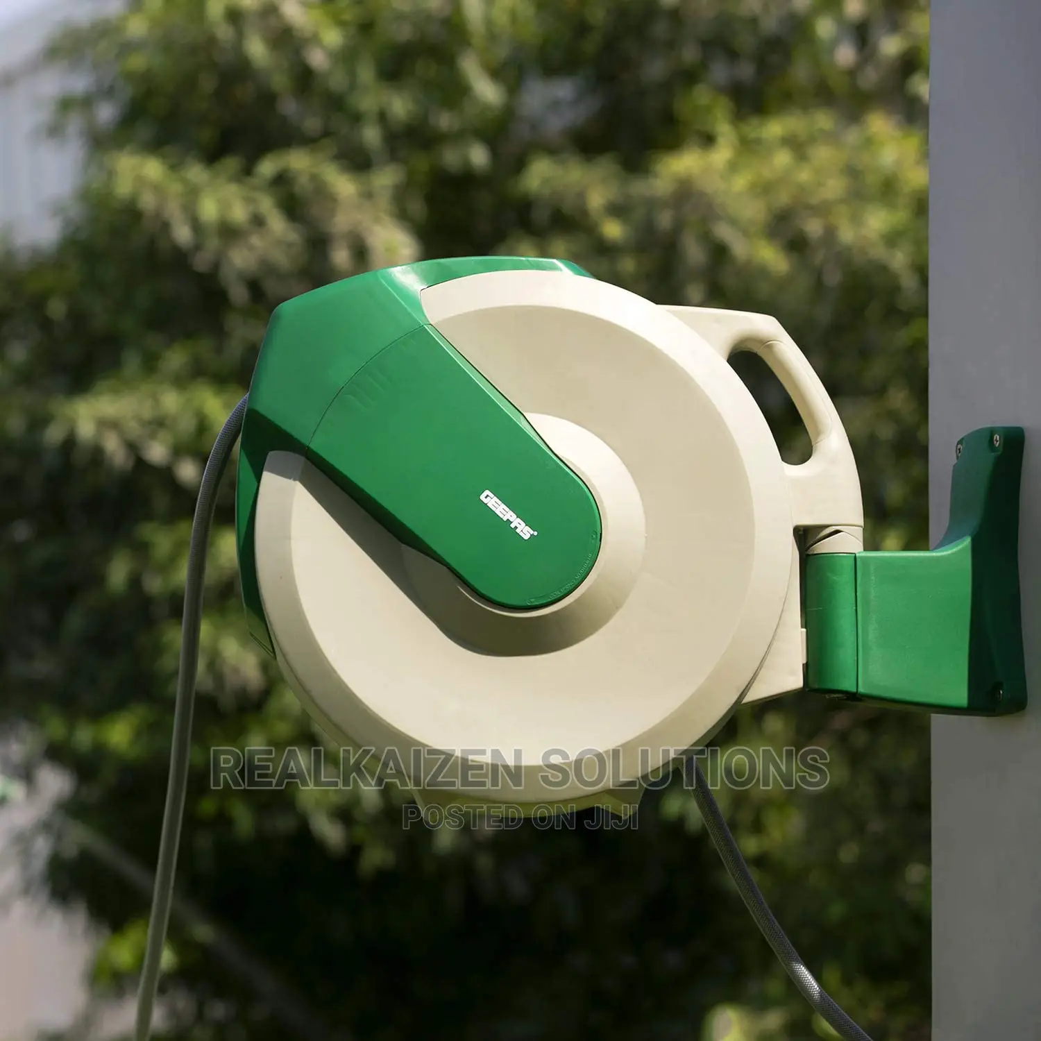 GEEPAS 30M 1/2" Automatic Water Hose Reel