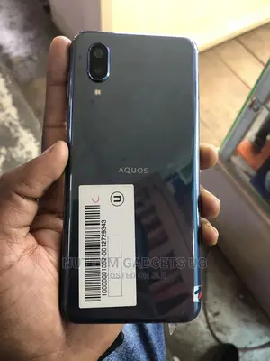 Sharp Aquos Sense 3 Plus SHV46 64 GB Black