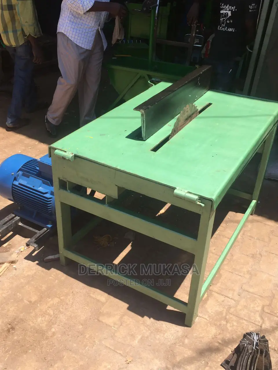 Cicular Saw Machine
