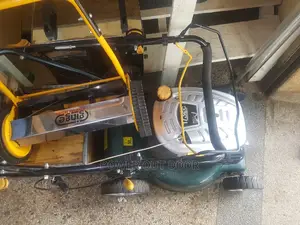 Honda Lawn More Engine Grass Cutter