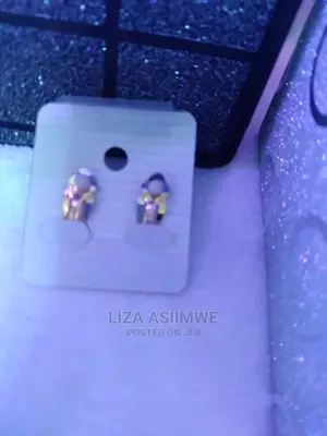 Lady Ear Clippers/ Clipons Available