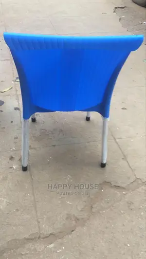 Plastic Chairs With Steel Stands