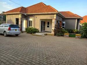 Furnished 4bdrm House in Wealthy Neighborhood, Kira for Sale