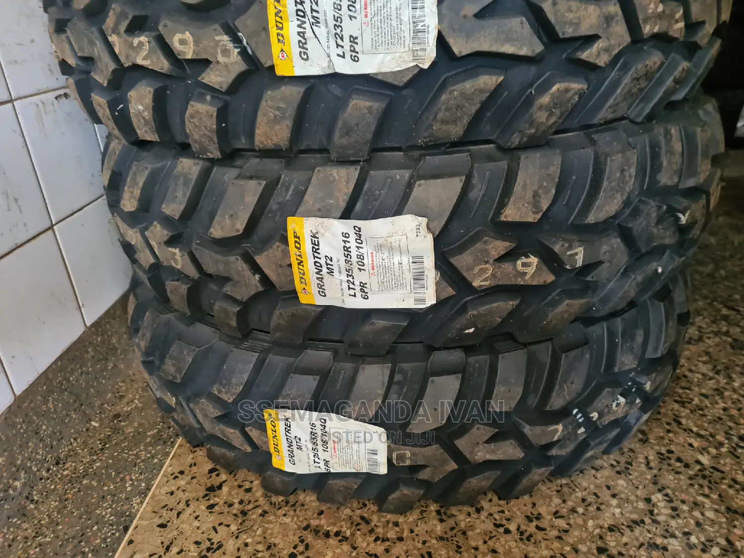 235/85r16 Dunlop M/T