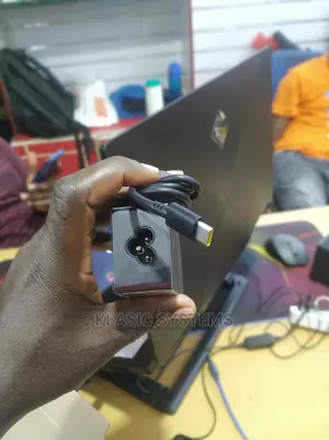 Lenovo Adapter 65w 20v