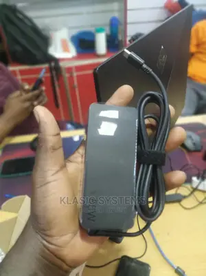 Lenovo Adapter 65w 20v