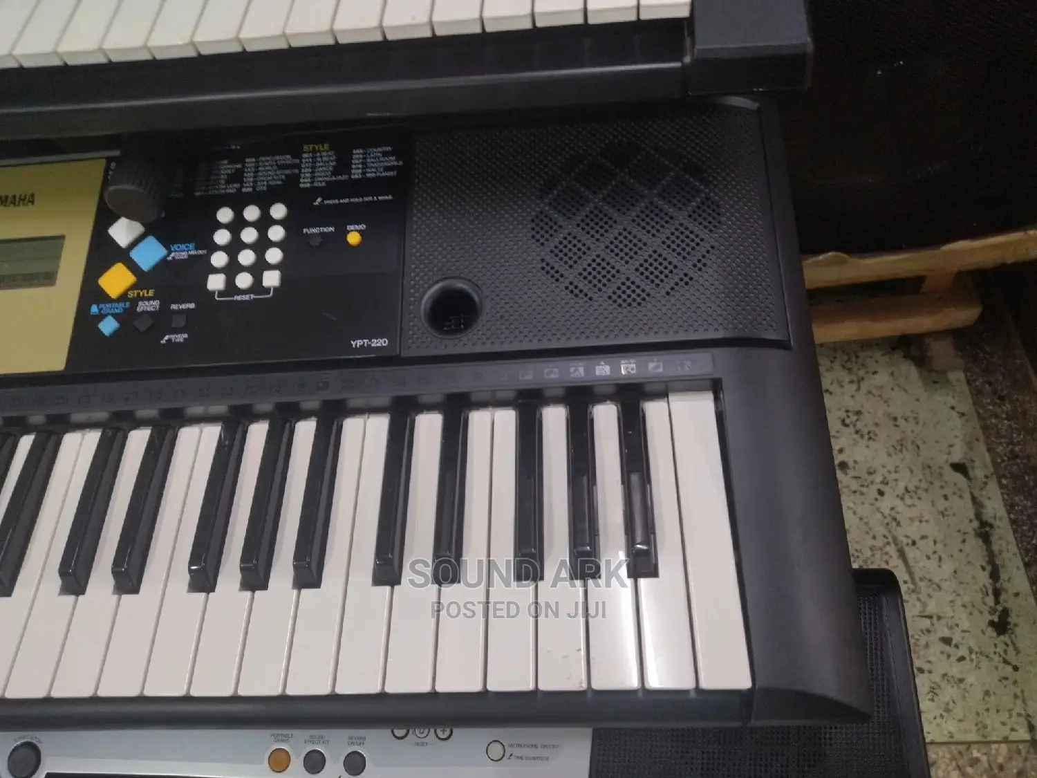 Yamaha Keyboard