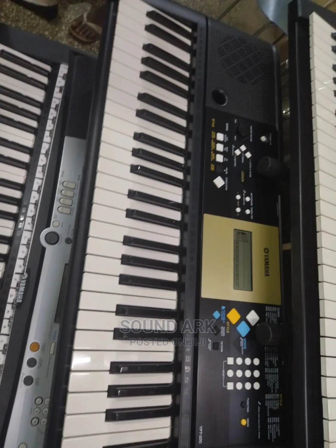 Yamaha Keyboard