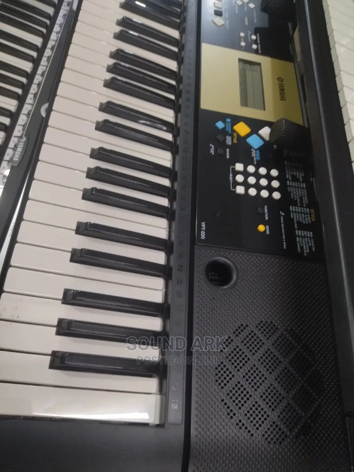 Yamaha Keyboard