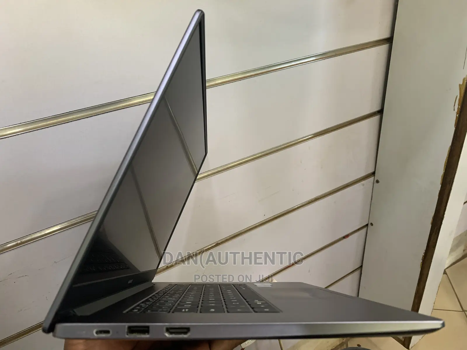 Laptop Huawei Matebook D 15 8GB Intel Core I5 SSD 256GB