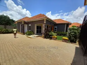 Furnished 4bdrm House in Corporate Estate, Kira for Sale