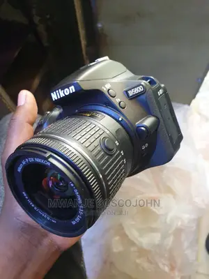 Nikon D5600
