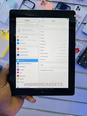 Apple iPad 2 Wi-Fi 16 GB Gray