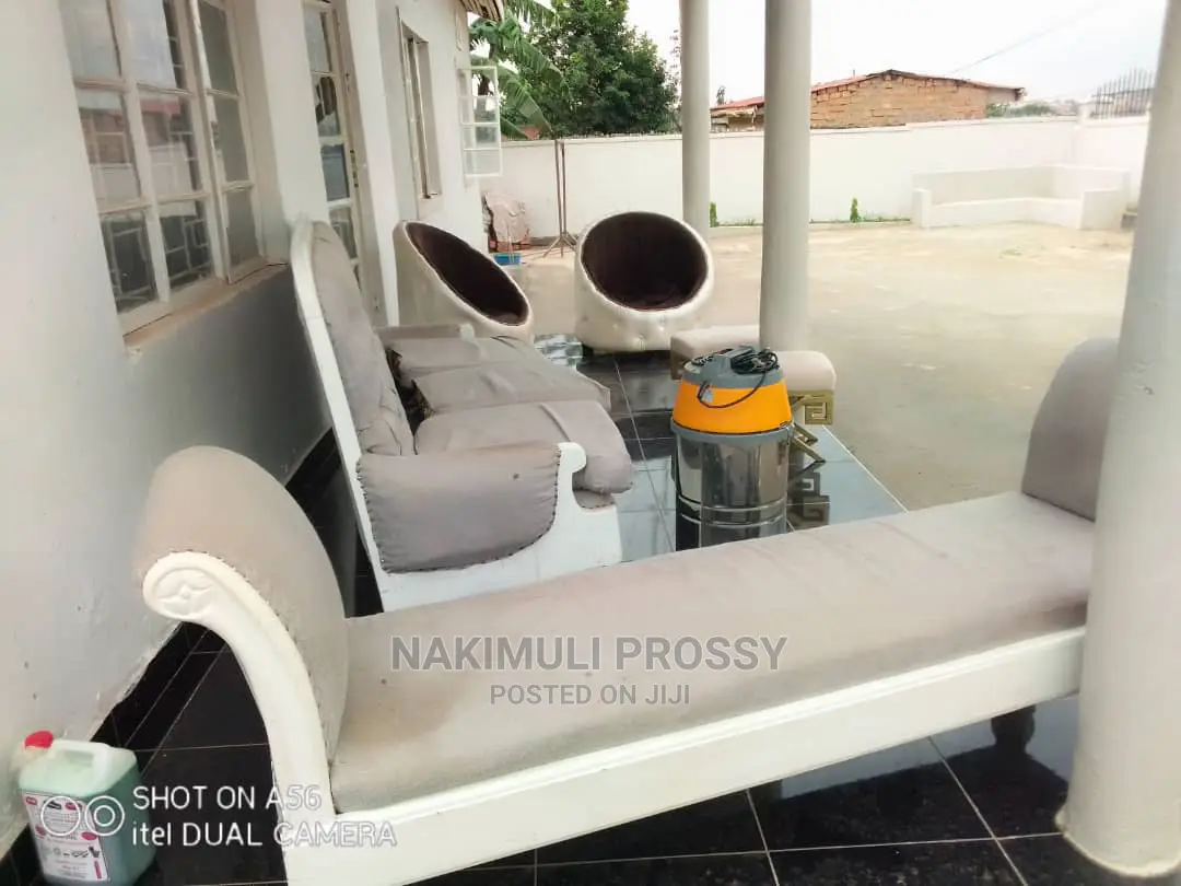 Upholstery / Sofa Cleaning Services