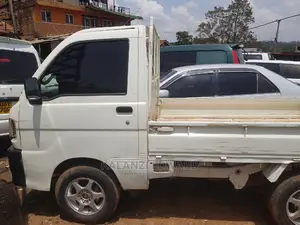 Toyota Hijet 2013