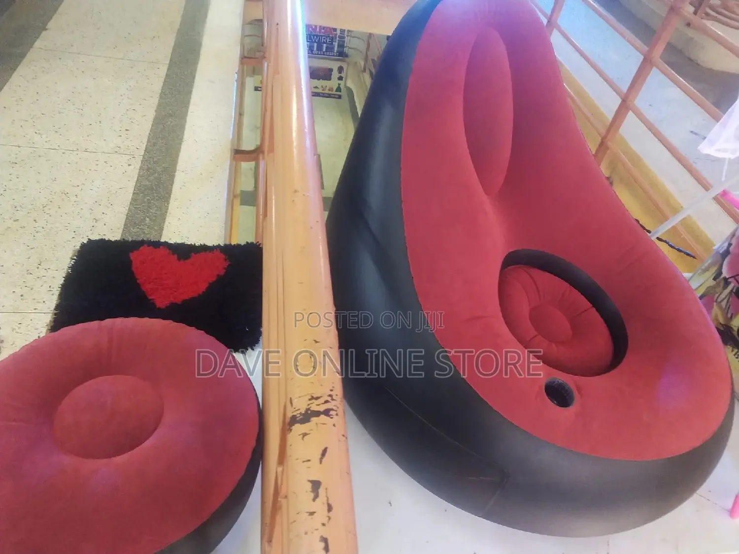 Inflatable Sofa With a Foot Rest