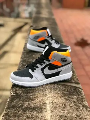 Original Sneakers