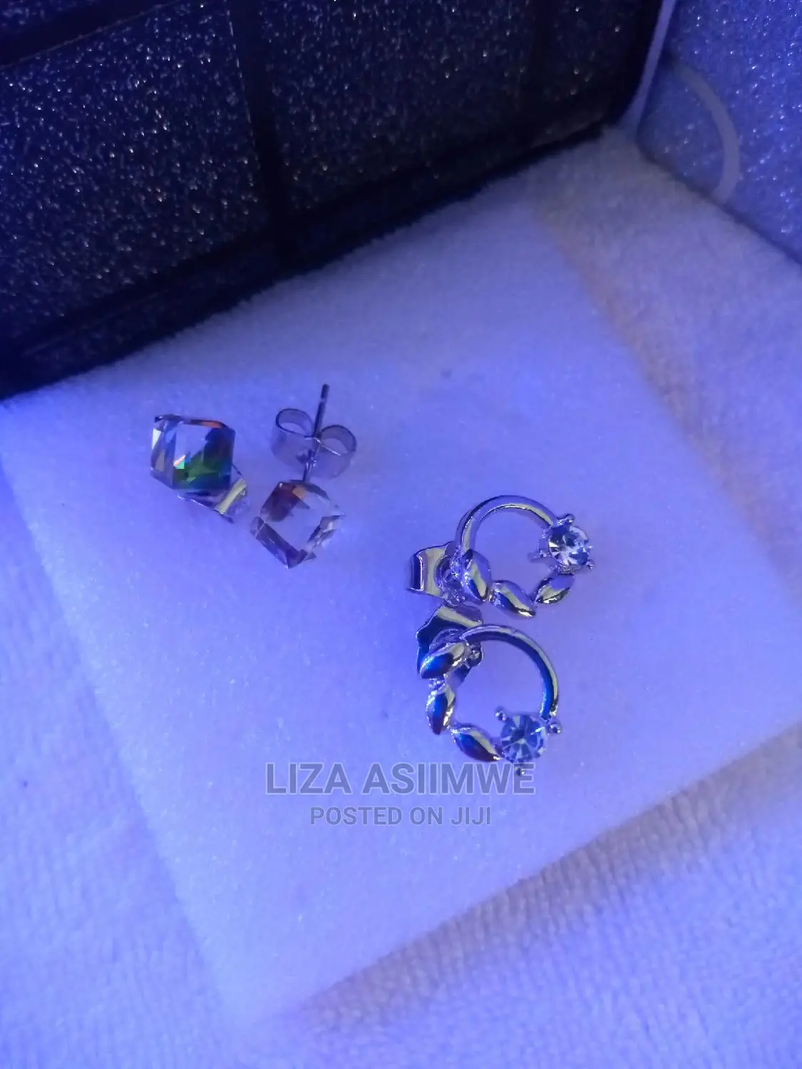 Simple Earpins Available