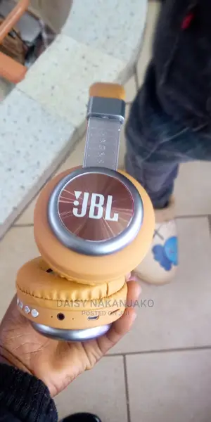 JBL J661 Headphones