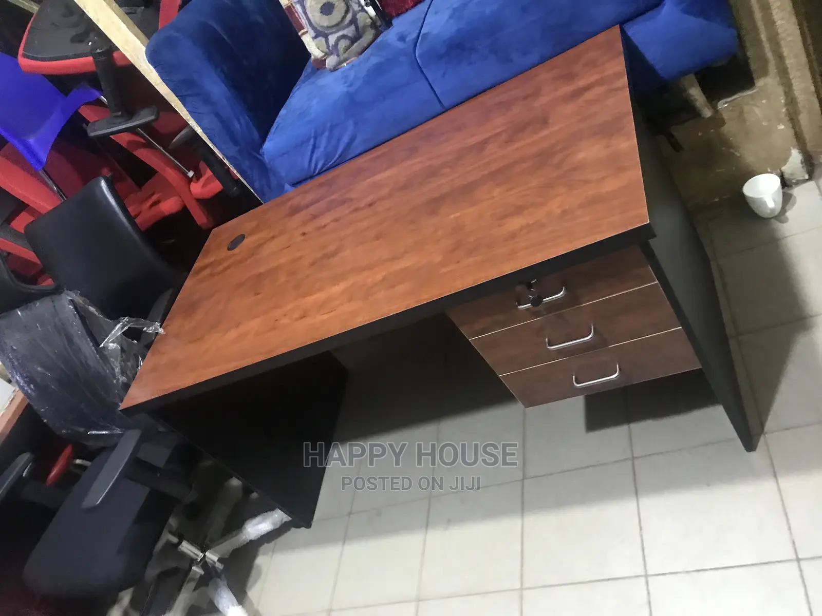 Office Desk (140cm)