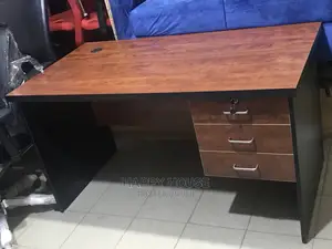 Office Desk (140cm)
